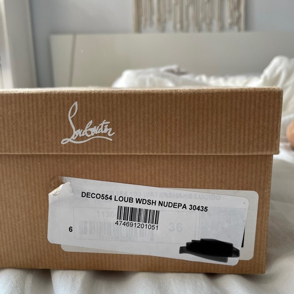 Christian Louboutin Lady Peep Nude Patent Leather - Picture 16 of 16